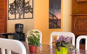 Picco Da Ilha Hostel
